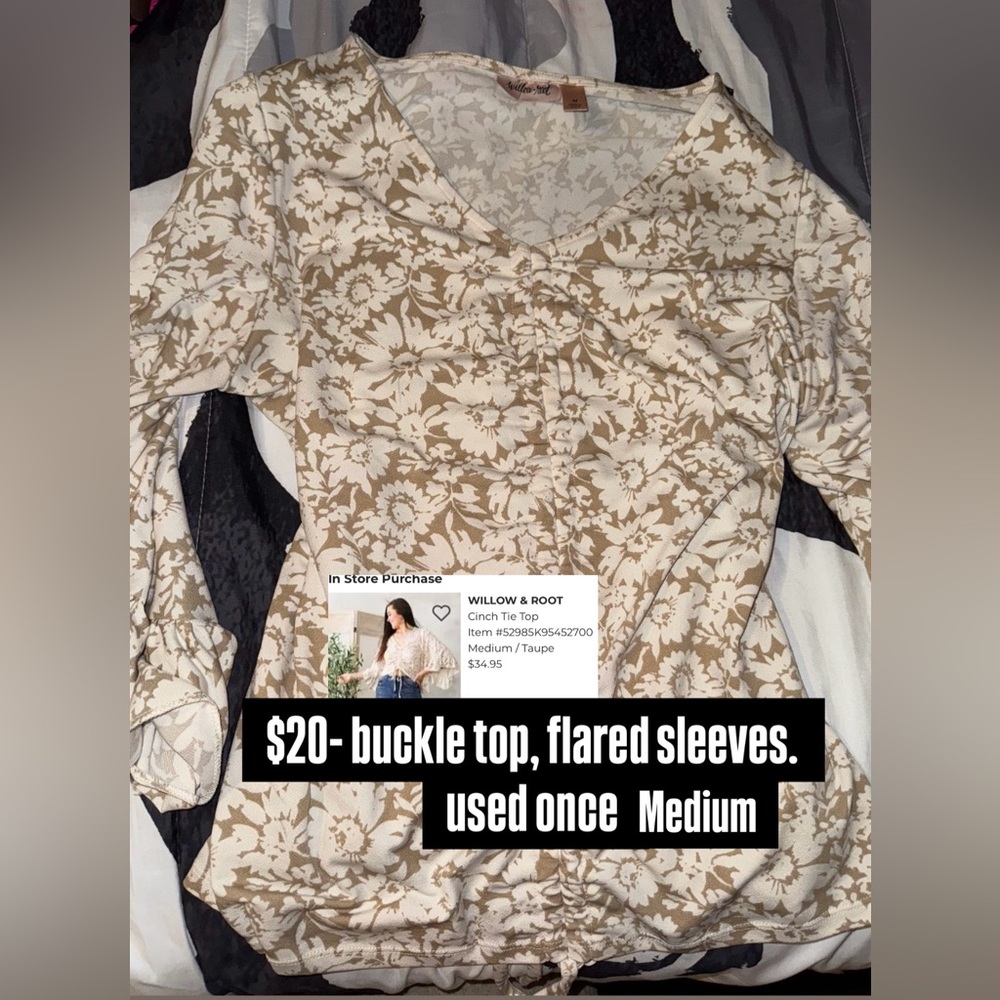 Very cute top from buckles. Flared sleeves